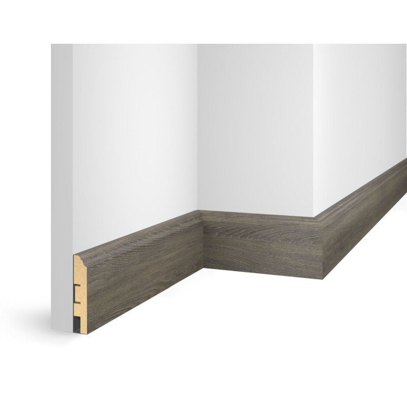 Плинтус  из МДФ, дуб Серебристый, иск. шпон, EP07