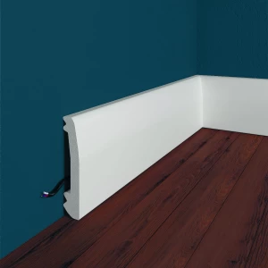 Плинтус напольный Perfect Plus P19